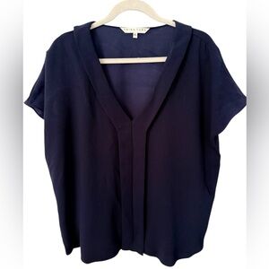 Trina Turk Top Deep Blue Mid Sleeve XL